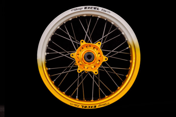 Supermoto Radsatz von Haan Wheels mit Pulver Beschichtung in Wunschfarbe