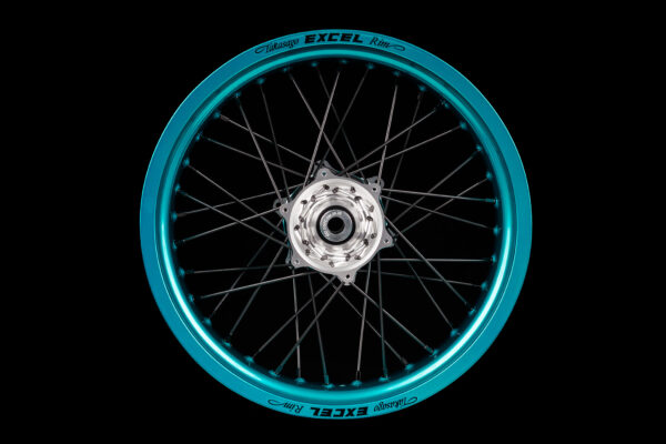 Supermoto Radsatz von Haan Wheels Candy Türkis