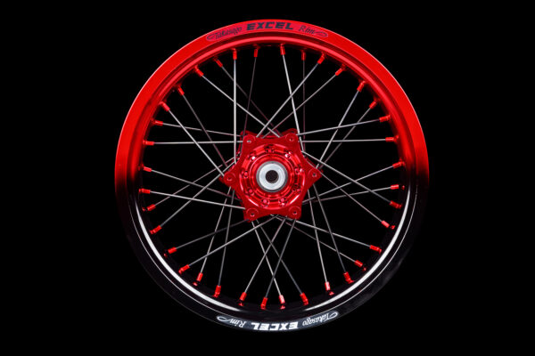Supermoto Radsatz Von Diller Powerparts Mit Pulver Beschichtung In Wunschfarbe Rot Schwarz 1