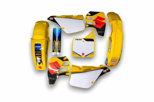Dekor Suzuki Auf Plastiks Beklebt Fuer Mx Und Enduro Modelle 09