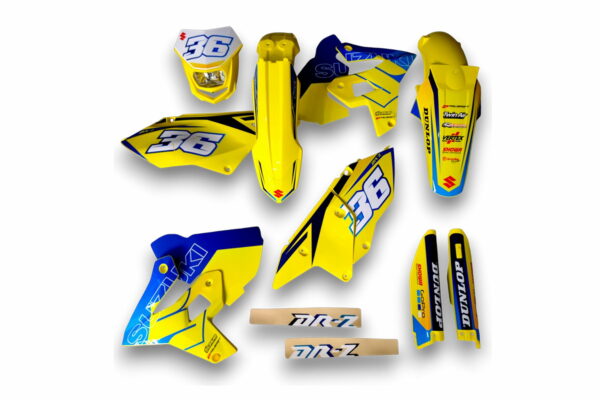 Dekor Suzuki Auf Plastiks Beklebt Fuer Mx Und Enduro Modelle 16